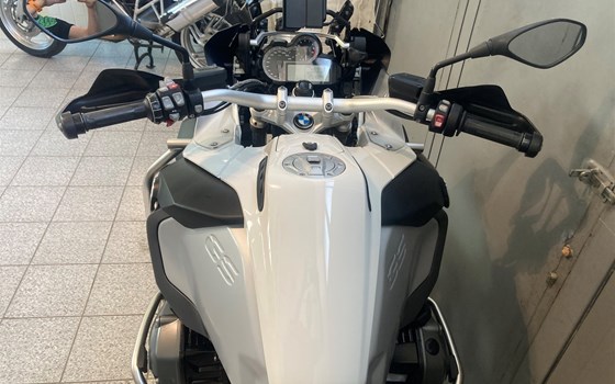 Gebrauchtmotorrad BMW R 1200 GS Adventure - Bild 10 Gebrauchtmotorrad BMW R 1200 GS Adventure - Bild 10