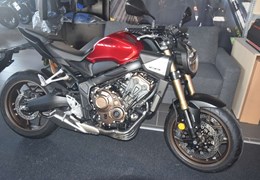 Neumotorrad Honda CB650R