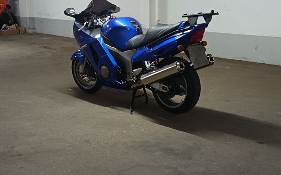 Gebrauchtmotorrad Honda CBR 1100 XX Super Blackbird - Bild 6 Gebrauchtmotorrad Honda CBR 1100 XX Super Blackbird - Bild 6