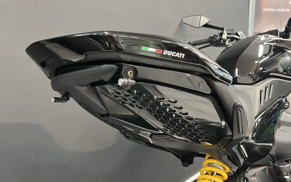 Angebot Ducati Diavel V4