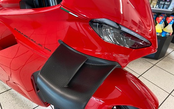 Neufahrzeug Ducati Panigale V4 - Bild 7