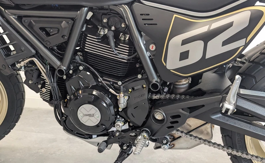 Angebot Ducati Scrambler Full Throttle Bild 6: Angebot Ducati Scrambler Full Throttle