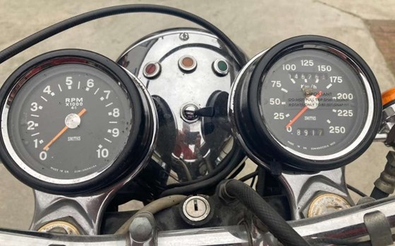 Gebrauchtmotorrad Triumph Trident T 150 - Bild 2