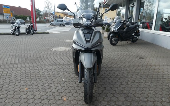 Neufahrzeug Voge SR16 125 ABS TCS - Bild 3