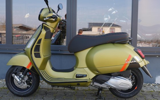 Neufahrzeug Vespa GTS 300 Super Sport - Bild 6