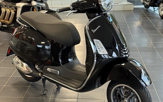 Gebrauchtmotorrad Vespa GTS 310 - Bild 1