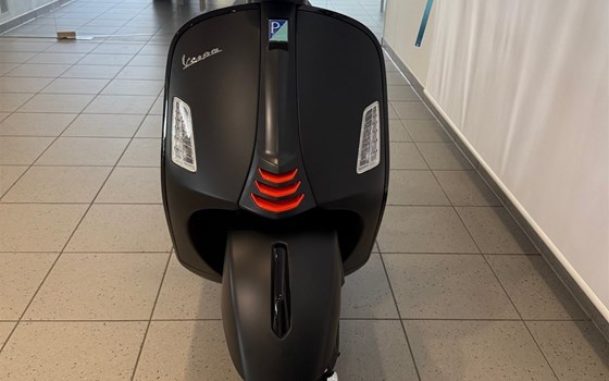 Neufahrzeug Vespa GTS 125 Super Sport - Bild 5