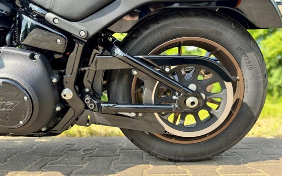 Gebrauchtmotorrad Harley-Davidson Softail Low Rider S FXLRS - Bild 5