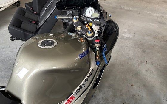 Gebrauchtmotorrad Suzuki GSX-R 750 - Bild 3