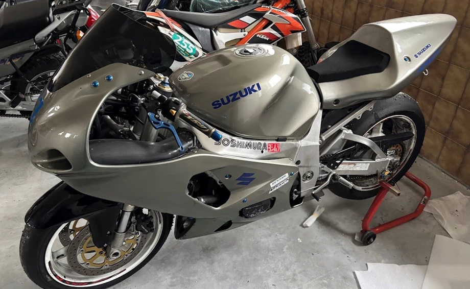 Offer Suzuki GSX-R 750 Bild 5: Offer Suzuki GSX-R 750