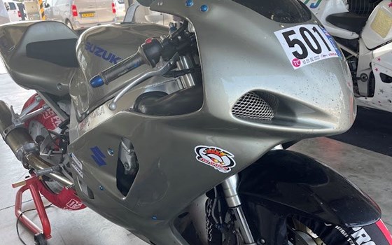 Gebrauchtmotorrad Suzuki GSX-R 750 - Bild 1