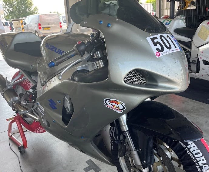 Offer Suzuki GSX-R 750 Bild 1: Offer Suzuki GSX-R 750