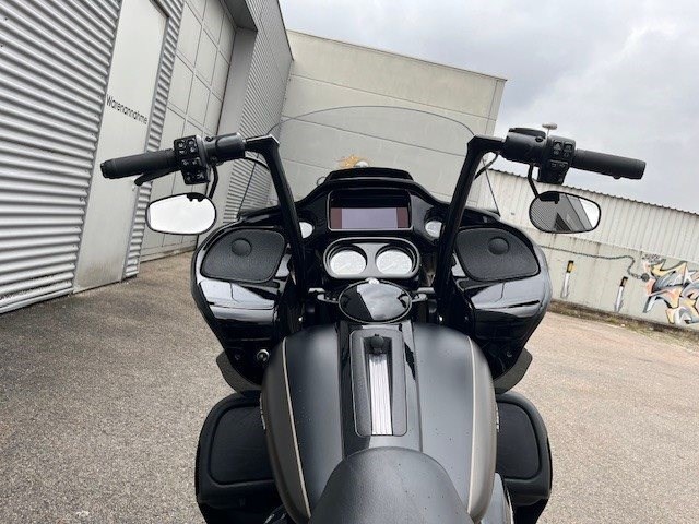 Harley-Davidson Touring Road Glide Limited FLTRK (River Rock Gray Denim/Black Denim/Black Finish) - Bild 8