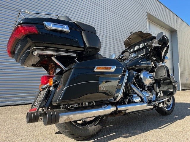 Harley-Davidson Electra Glide Ultra Limited Low FLHTKL (Vivid Black) - Bild 7