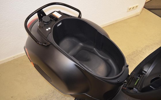 Neufahrzeug Vespa GTS 125 Super Sport - Bild 6