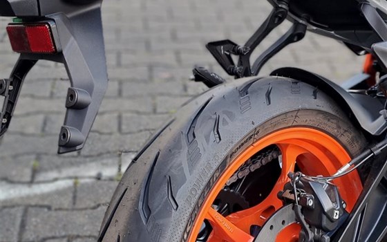 Neufahrzeug KTM 390 Duke - Bild 4