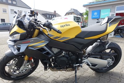 Tuono V4 1100
