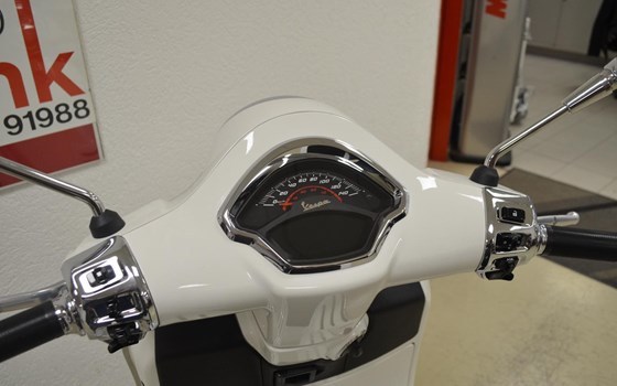 Neufahrzeug Vespa GTS 125 Super - Bild 12