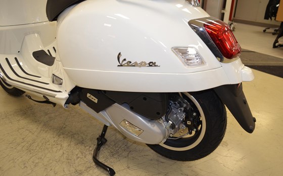 Neufahrzeug Vespa GTS 125 Super - Bild 18
