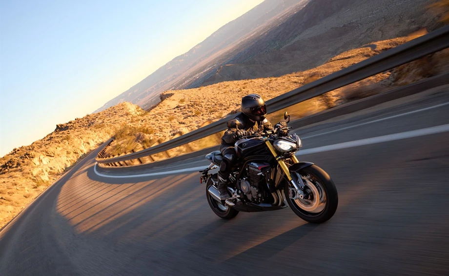 Angebot Triumph Speed Triple 1200 RS Bild 13: Angebot Triumph Speed Triple 1200 RS