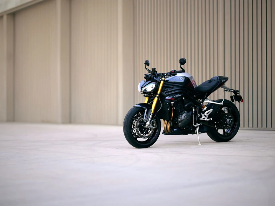 Angebot Triumph Speed Triple 1200 RS Bild 9: Angebot Triumph Speed Triple 1200 RS