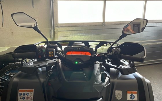 Gebrauchtmotorrad Can-Am Outlander 1000 Max XT-P - Bild 3 Gebrauchtmotorrad Can-Am Outlander 1000 Max XT-P - Bild 3