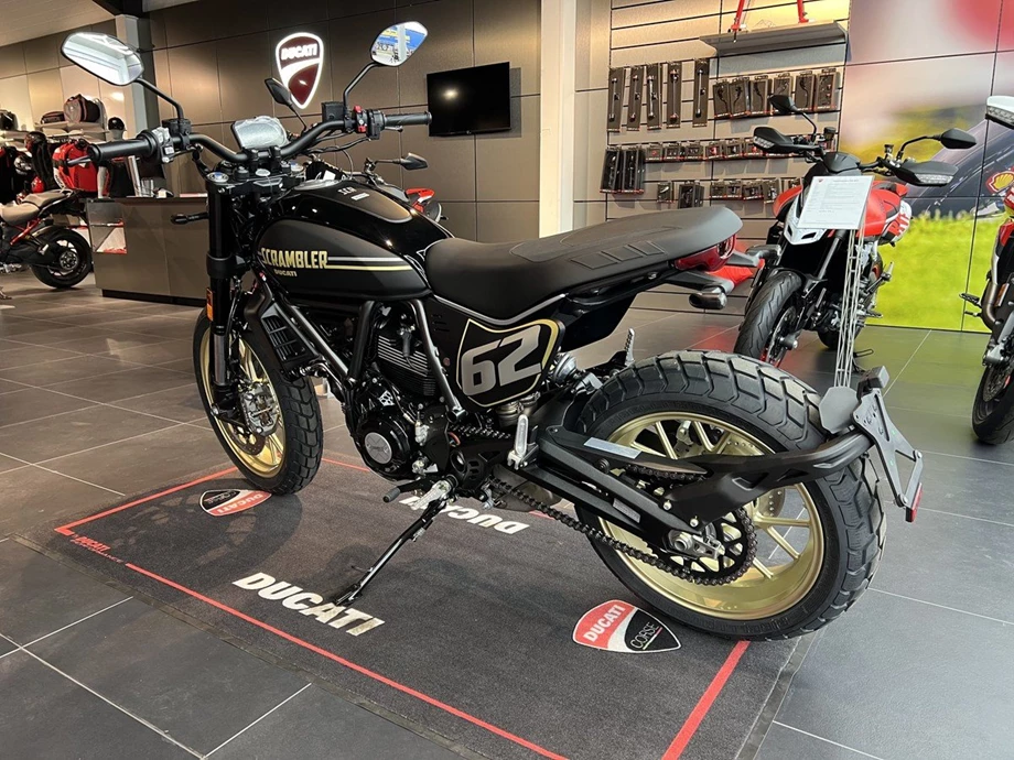 Angebot Ducati Scrambler Full Throttle Bild 9: Angebot Ducati Scrambler Full Throttle