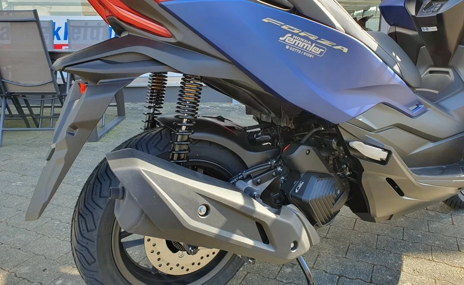 Angebot Honda Forza 125 Bild 6: Angebot Honda Forza 125