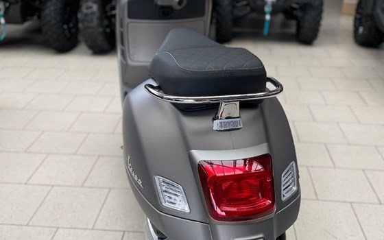 Neufahrzeug Vespa GTS 300 Super Tech - Bild 5