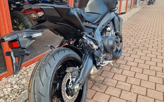 Gebrauchtmotorrad Yamaha MT-09 - Bild 3