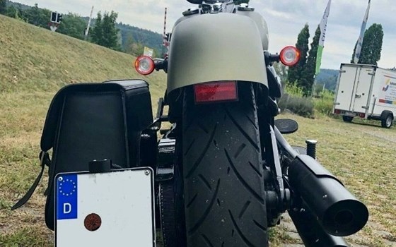 Gebrauchtmotorrad Harley-Davidson Softail Slim S - Bild 5