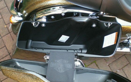Gebrauchtmotorrad Harley-Davidson Street Glide FLHX - Bild 4