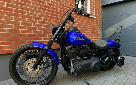 Gebrauchtmotorrad Harley-Davidson Dyna Street Bob FXDB - Bild 1