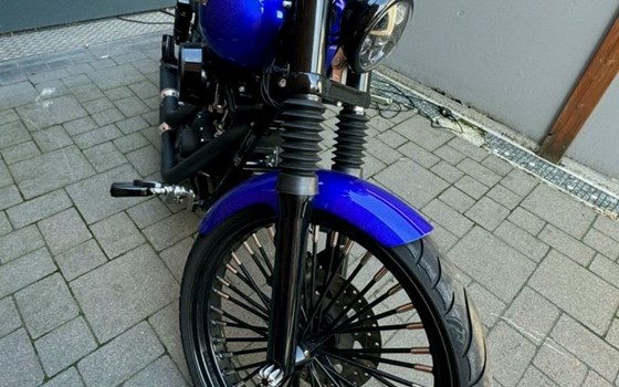 Gebrauchtmotorrad Harley-Davidson Dyna Street Bob FXDB - Bild 4
