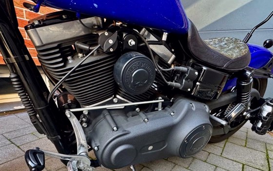 Gebrauchtmotorrad Harley-Davidson Dyna Street Bob FXDB - Bild 5