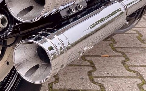 Gebrauchtmotorrad Harley-Davidson Softail Slim FLSL - Bild 11