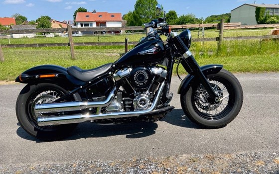 Gebrauchtmotorrad Harley-Davidson Softail Slim FLSL - Bild 4