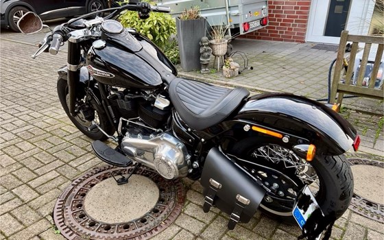 Gebrauchtmotorrad Harley-Davidson Softail Slim FLSL - Bild 5