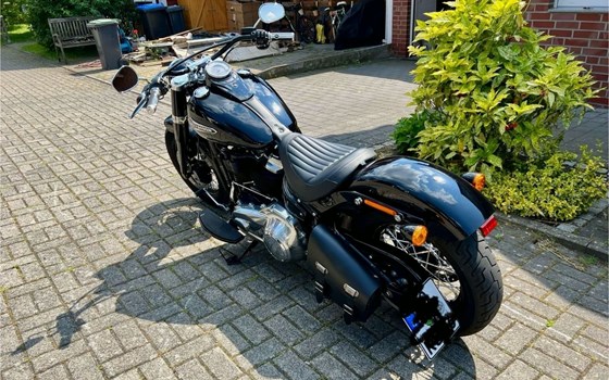 Gebrauchtmotorrad Harley-Davidson Softail Slim FLSL - Bild 6