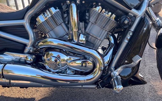 Gebrauchtmotorrad Harley-Davidson V-Rod VRSCA - Bild 11