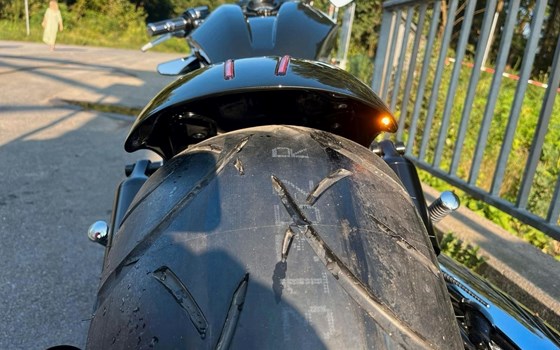 Gebrauchtmotorrad Harley-Davidson V-Rod VRSCA - Bild 9