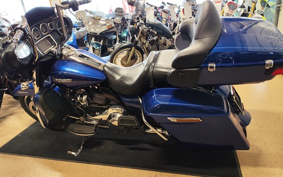 Gebrauchtmotorrad Harley-Davidson Electra Glide Ultra Classic FLHTCU - Bild 6