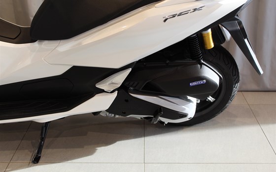 Gebrauchtmotorrad Honda PCX125 DX - Bild 8