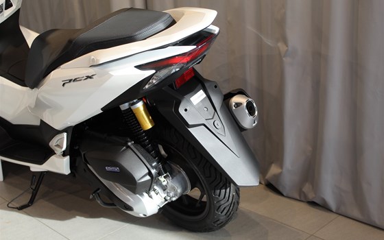 Gebrauchtmotorrad Honda PCX125 DX - Bild 9