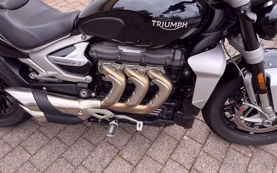 Gebrauchtmotorrad Triumph Rocket 3 R - Bild 3