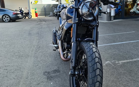 Neufahrzeug Ducati Scrambler Nightshift - Bild 3 Neufahrzeug Ducati Scrambler Nightshift - Bild 3