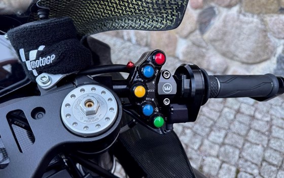 Gebrauchtmotorrad Yamaha R1 - Bild 16