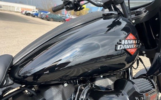 Neufahrzeug Harley-Davidson Softail Low Rider ST - Bild 5 Neufahrzeug Harley-Davidson Softail Low Rider ST - Bild 5