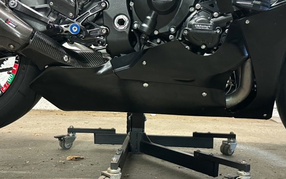 Gebrauchtmotorrad Yamaha R1 - Bild 1