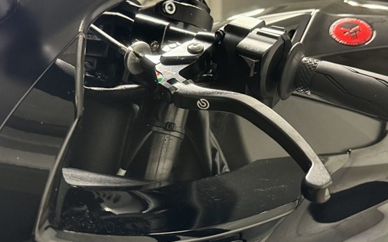 Gebrauchtmotorrad Yamaha R1 - Bild 2